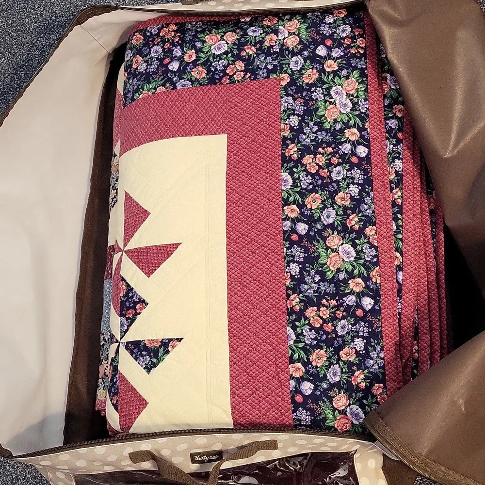 Polka Dot Underbed Storage Bag - Picture 10 of 12